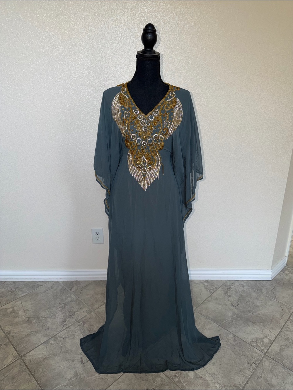 Grey Kaftan Abaya